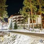 In Out Kosara Daire 4*